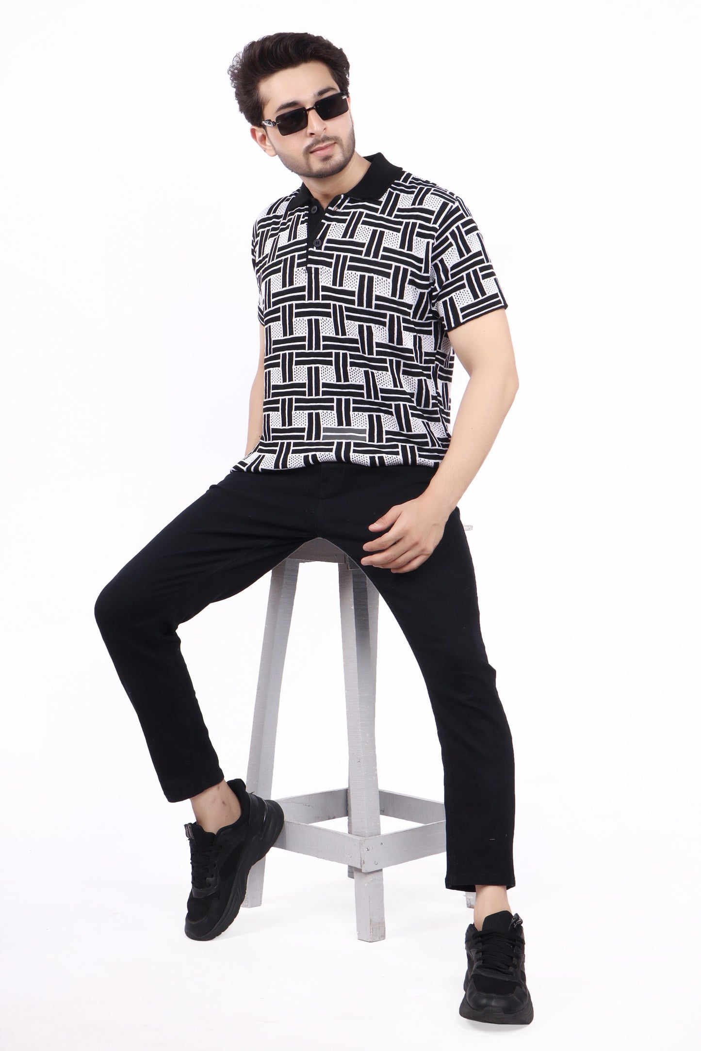 Black & White Grid Polo – Premium Knitted | TheLwals